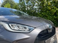 USED 2020 70 TOYOTA YARIS 1.5 VVT-h Design Hatchback 5dr Petrol Hybrid E-CVT Euro 6 (s/s) (116 ps) Award Winning Used Car Dealer Essex