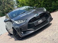 USED 2020 70 TOYOTA YARIS 1.5 VVT-h Design Hatchback 5dr Petrol Hybrid E-CVT Euro 6 (s/s) (116 ps) Award Winning Used Car Dealer Essex