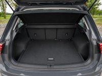 USED 2017 67 VOLKSWAGEN TIGUAN 2.0 TDI SE SUV 5dr Diesel DSG Euro 6 (s/s) (150 ps) 