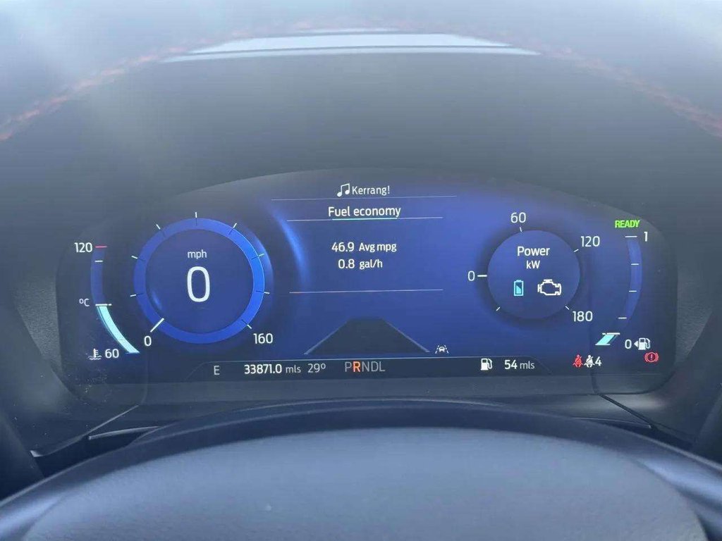 2023 Ford Kuga — image 4