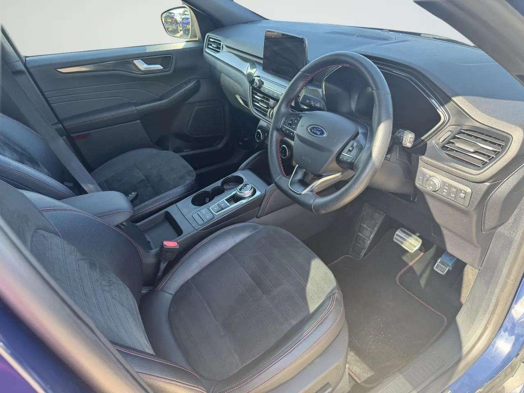 2023 Ford Kuga — image 7