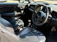 USED 2011 11 MINI HATCH 1.6 John Cooper Works Hatchback 3dr Petrol Manual Euro 5 (211 ps) LOW MILEAGE JOHN COOPER WORKS