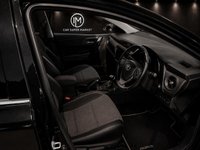 USED 2017 17 TOYOTA AURIS 1.8 VVT-h Excel Hatchback 5dr Petrol Hybrid CVT Euro 6 (s/s) (Safety Sense) (136 ps) 