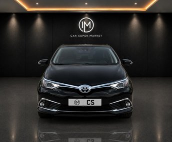 2017 TOYOTA AURIS