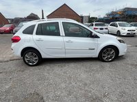 USED 2011 61 RENAULT CLIO 1.6 VVT GT Line TomTom Sport Tourer Auto Euro 5 5dr NAVI|ULEZ|BLUETOOTH|LOW MILES
