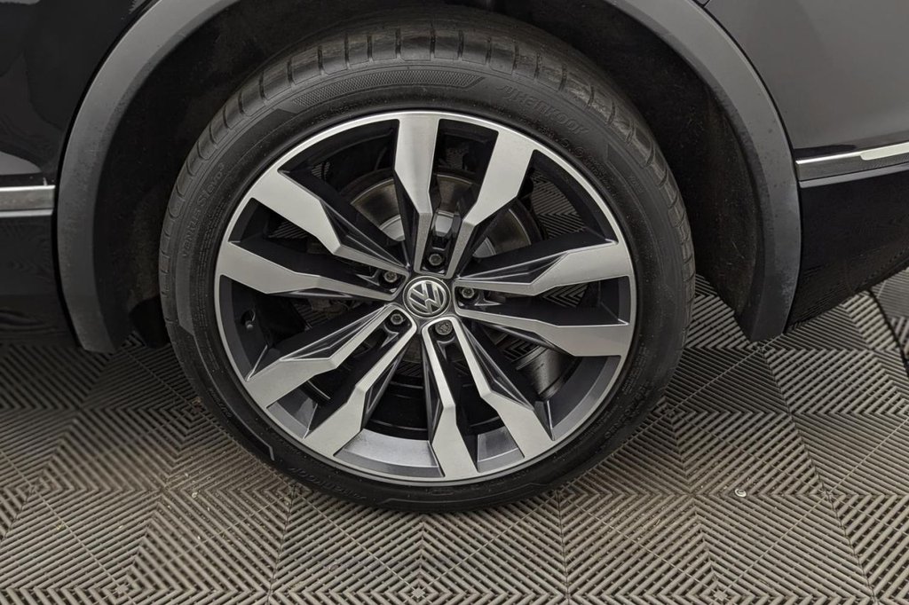 USED 2018 18 VOLKSWAGEN TIGUAN 2.0 TDI R-Line SUV 5dr Diesel DSG 4Motion Euro 6 (s/s) (150 ps) 4WD, Car Play, Sat Nav