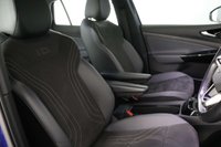 USED 2023 23 VOLKSWAGEN ID.4 Pro Performance 77kWh Life SUV 5dr Electric Auto (204 ps) NEW STOCK