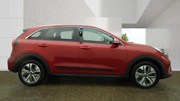 View our KIA NIRO