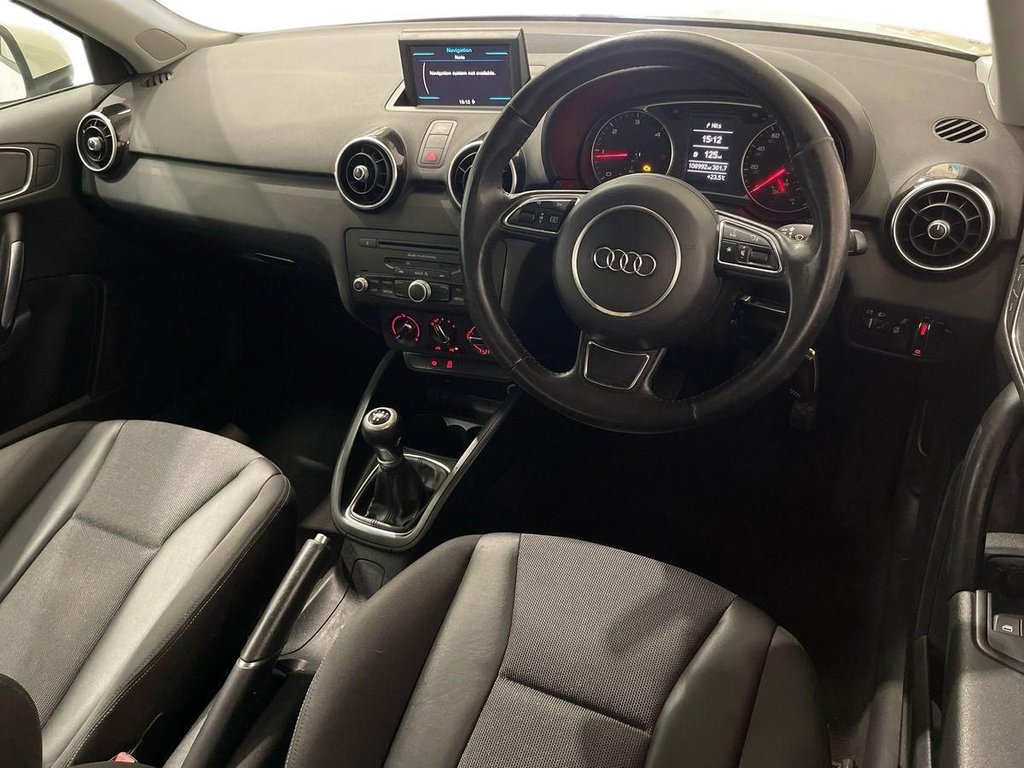 USED 2011 11 AUDI A1 1.6 TDI Sport Hatchback 3dr Diesel Manual Euro 5 (s/s) (105 ps) 