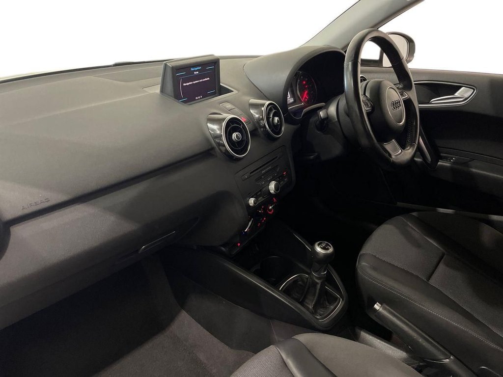 USED 2011 11 AUDI A1 1.6 TDI Sport Hatchback 3dr Diesel Manual Euro 5 (s/s) (105 ps) 