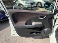 USED 2013 13 HONDA FIT 1.3L AUTOMATIC PETROL HYDRID 5 DOORS 