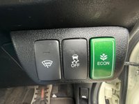 USED 2013 13 HONDA FIT 1.3L AUTOMATIC PETROL HYDRID 5 DOORS 