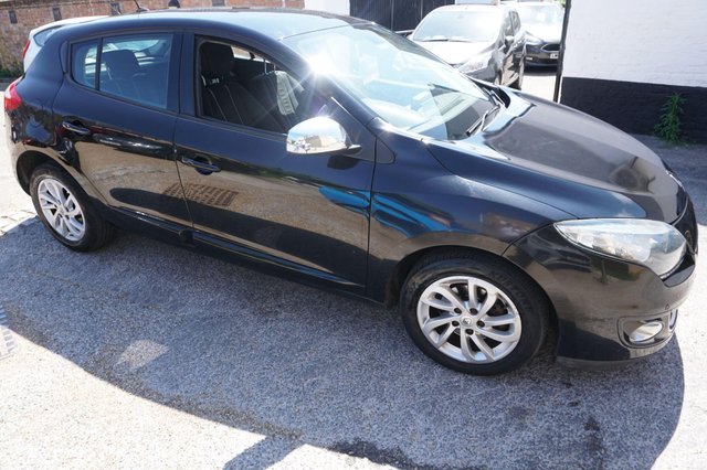 View our RENAULT MEGANE