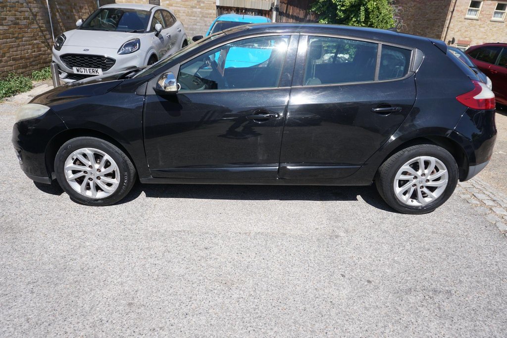 USED 2012 12 RENAULT MEGANE 1.5 dCi Dynamique TomTom EDC Euro 5 5dr AUTO/NAV/Â£20 ROAD TAX!!