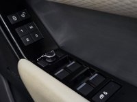 USED 2019 19 LAND ROVER RANGE ROVER VELAR 2.0 D180 R-Dynamic S SUV 5dr Diesel Auto 4WD Euro 6 (s/s) (180 ps) Range Rover Velar R-Dynamic S finished with heated electric memory seats, Touch Pro Duo infotainment, Navigation Pro, Apple CarPlay, Android Auto, Meridian 380W sound system, rear view camera, front and rear parking sensors, keyless entry, powered tailgate, dual-zone climate control and premium LED headlights.