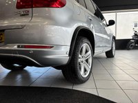 USED 2015 65 VOLKSWAGEN TIGUAN 2.0 TDI BlueMotion Tech R-Line Edition SUV 5dr Diesel DSG 4WD Euro 6 (s/s) (184 ps) VW S-HIST + HEATED SEATS