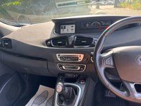 USED 2016 16 RENAULT SCENIC 1.5 dCi Dynamique Nav MPV 5dr Diesel Manual Euro 6 (s/s) (110 ps) 