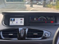 USED 2016 16 RENAULT SCENIC 1.5 dCi Dynamique Nav MPV 5dr Diesel Manual Euro 6 (s/s) (110 ps) 