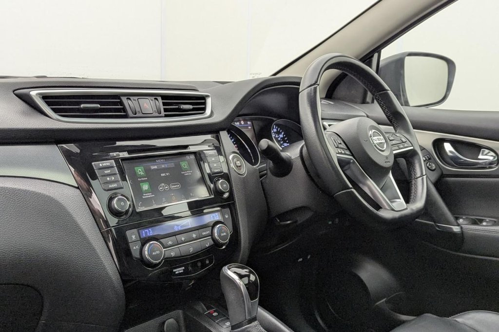 USED 2021 21 NISSAN QASHQAI 1.3 DIG-T N-Motion SUV 5dr Petrol DCT Auto Euro 6 (s/s) (160 ps) Pan Roof, Car Play, 360 Camera