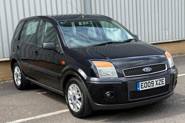 View our FORD FUSION