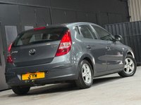 USED 2009 09 HYUNDAI I30 1.6 CRDi Comfort Hatchback 5dr Diesel Manual Euro 4 (115 ps) 