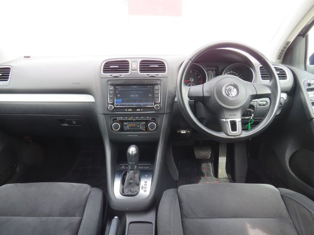 View our VOLKSWAGEN GOLF