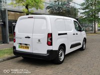 USED 2022 72 PEUGEOT E-PARTNER 700 50kWh Professional Premium + Long Crew Van Double Cab 6dr Electric Auto LWB (7.4kW Charger) (136 ps) 