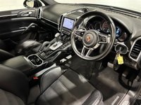 USED 2016 66 PORSCHE CAYENNE 3.0 TD V6 Platinum Edition SUV 5dr Diesel TiptronicS 4WD Euro 6 (s/s) (262 ps) 