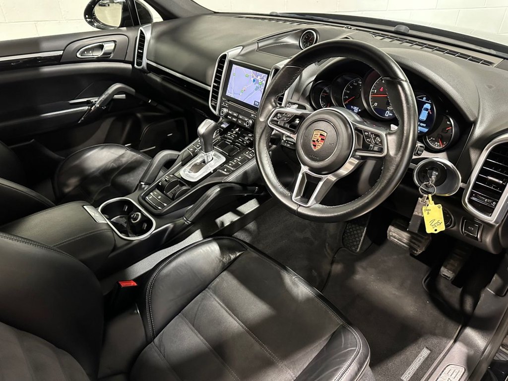 USED 2016 66 PORSCHE CAYENNE 3.0 TD V6 Platinum Edition SUV 5dr Diesel TiptronicS 4WD Euro 6 (s/s) (262 ps) 