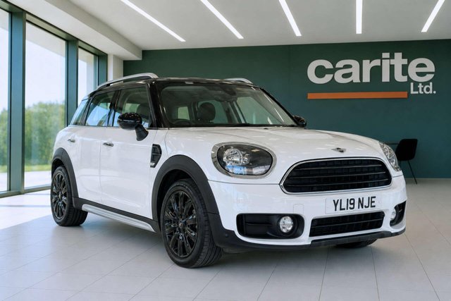 View our MINI COUNTRYMAN