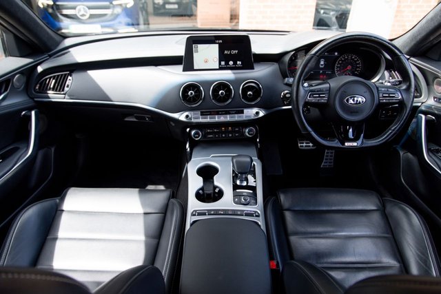 View our KIA STINGER