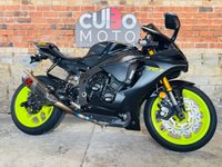 USED 2018 R YAMAHA R1 STEALTH Akrapovic Exhaust + Extras