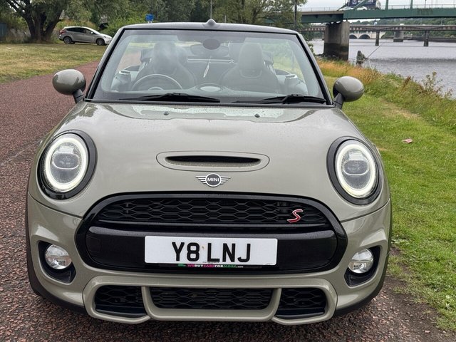 View our MINI CONVERTIBLE