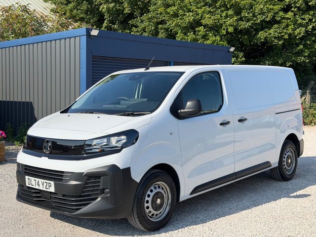 View our Vauxhall Vivaro 1.5 Turbo D Prime Panel Van 6dr Diesel Manual SWB Euro 6 (s/s) (120 ps)