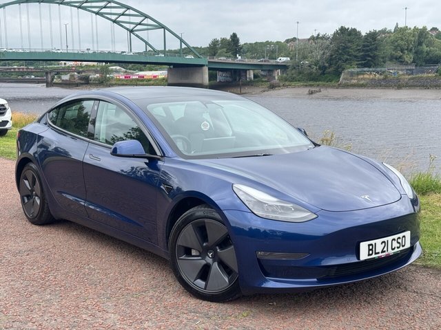 2021 TESLA Model 3