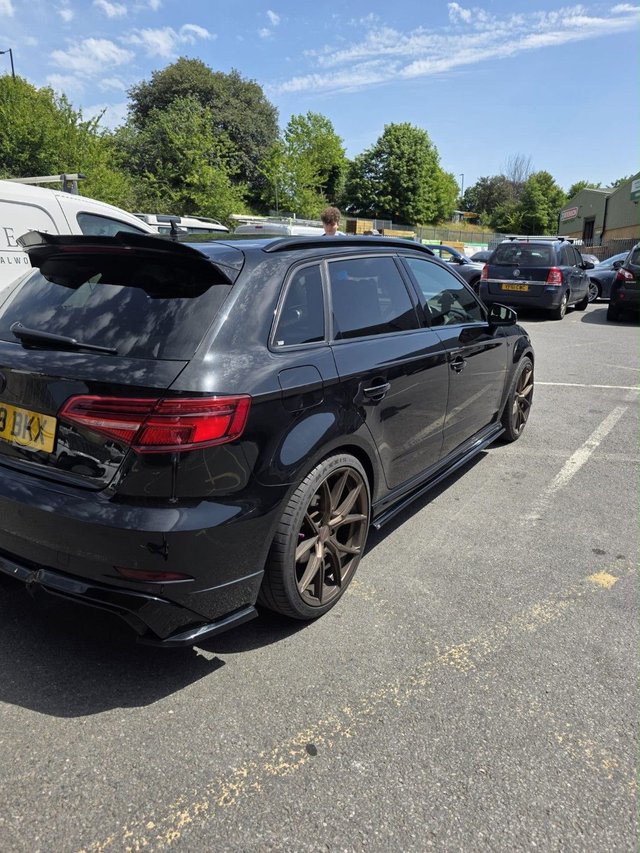 View our AUDI A3