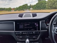 USED 2019 PORSCHE MACAN 2.0T SUV 5dr Petrol PDK 4WD Euro 6 (s/s) (245 ps) FINANCE AVAILABLE