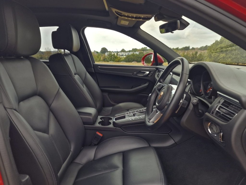 USED 2019 PORSCHE MACAN 2.0T SUV 5dr Petrol PDK 4WD Euro 6 (s/s) (245 ps) FINANCE AVAILABLE