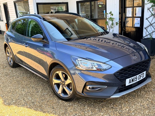 View our FORD FOCUS