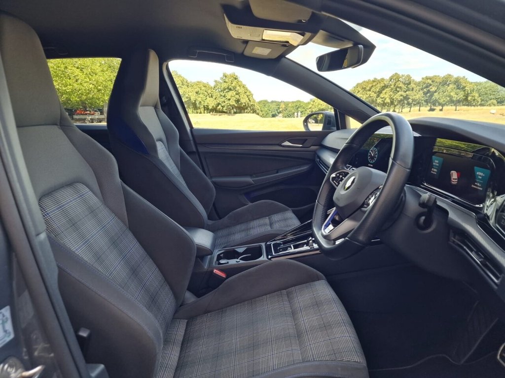 USED 2023 72 VOLKSWAGEN GOLF 1.4 TSI 13kWh GTE Hatchback 5dr Petrol Plug-in Hybrid DSG Euro 6 (s/s) (245 ps) FINANCE AVAILABLE