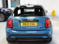 USED 2021 21 MINI HATCH 1.5 Cooper Exclusive Hatchback 5dr Petrol Steptronic Euro 6 (s/s) (136 ps) SAT NAV-PAN ROOF-CAMERA