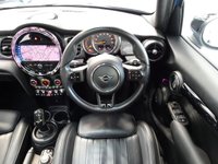 USED 2021 21 MINI HATCH 1.5 Cooper Exclusive Hatchback 5dr Petrol Steptronic Euro 6 (s/s) (136 ps) SAT NAV-PAN ROOF-CAMERA