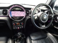 USED 2021 21 MINI HATCH 1.5 Cooper Exclusive Hatchback 5dr Petrol Steptronic Euro 6 (s/s) (136 ps) SAT NAV-PAN ROOF-CAMERA