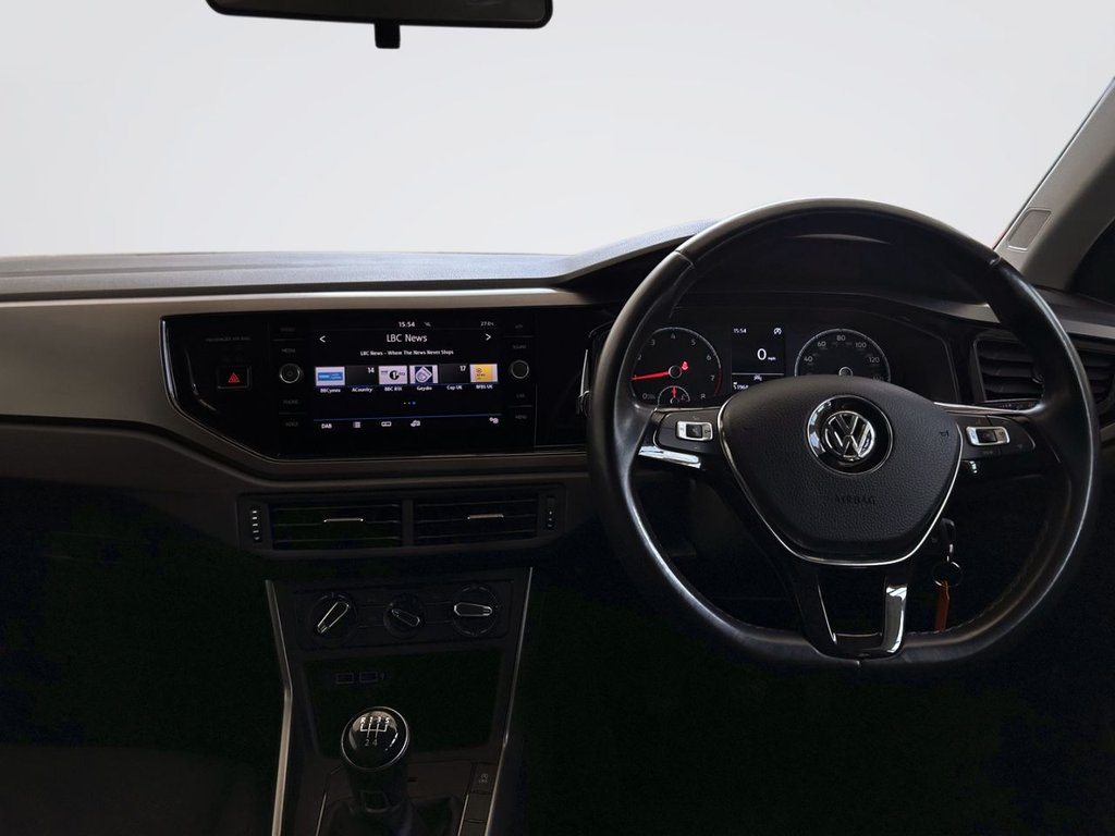 2020 Volkswagen Polo — image 5