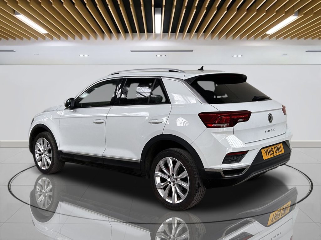2019 Volkswagen T-Roc — image 3
