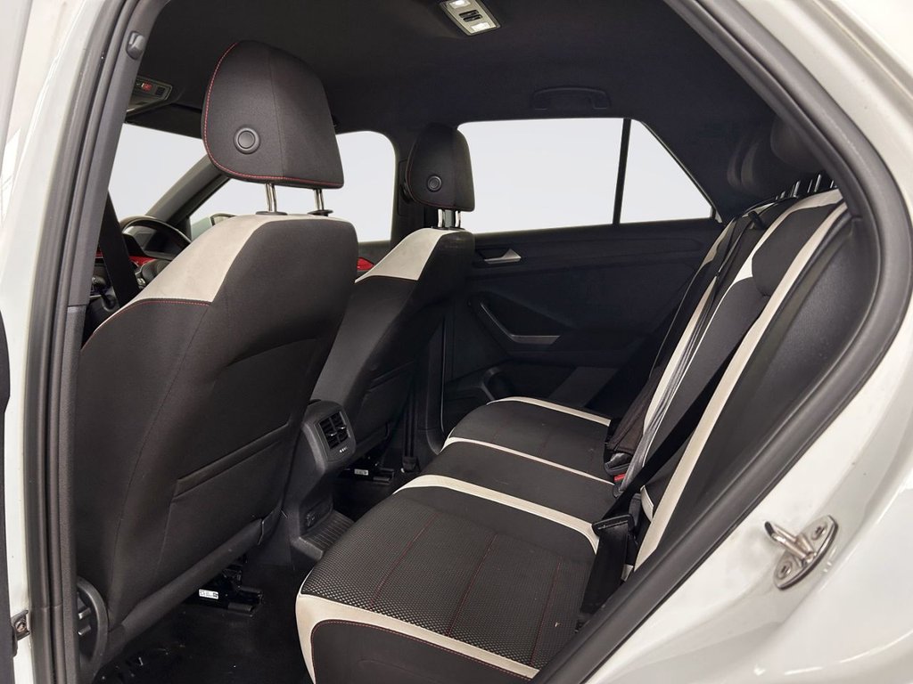 2019 Volkswagen T-Roc — image 9