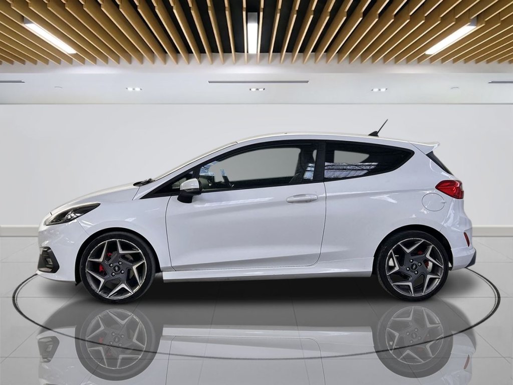 2019 Ford Fiesta — image 4