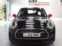 USED 2022 22 MINI HATCH 1.5 Cooper Classic Hatchback 3dr Petrol Steptronic Euro 6 (s/s) (136 ps) PREMIUM PLUS PACK-NAV-PAN ROOF