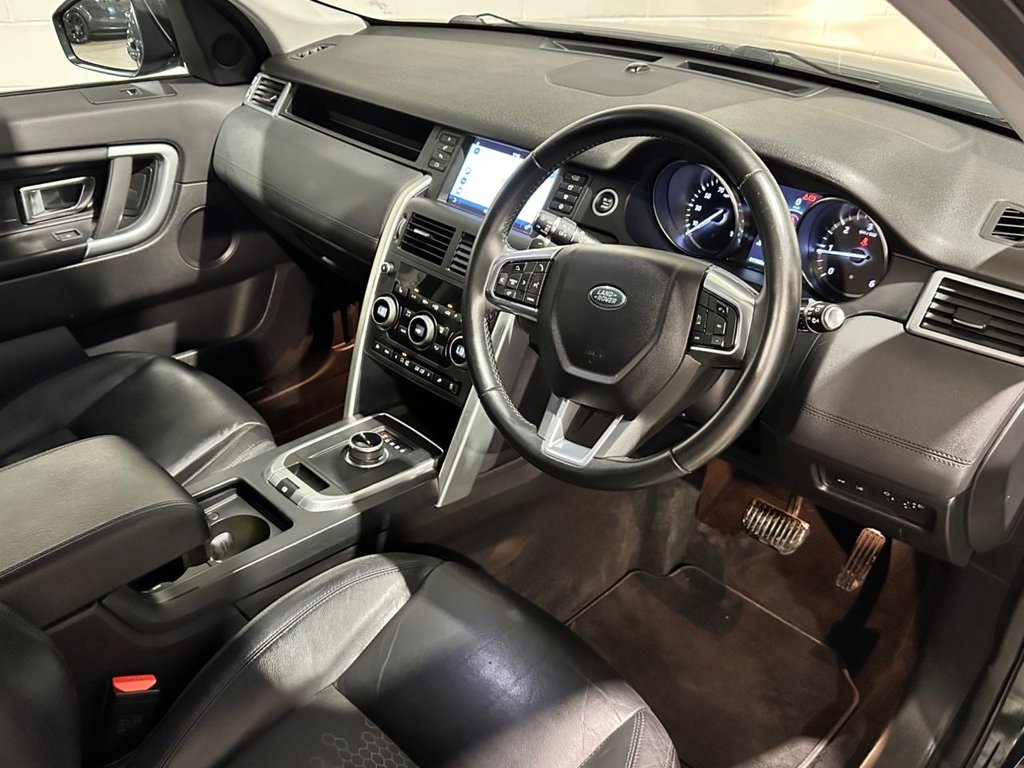 USED 2017 17 LAND ROVER DISCOVERY SPORT 2.0 TD4 SE Tech SUV 5dr Diesel Auto 4WD Euro 6 (s/s) (180 ps) 