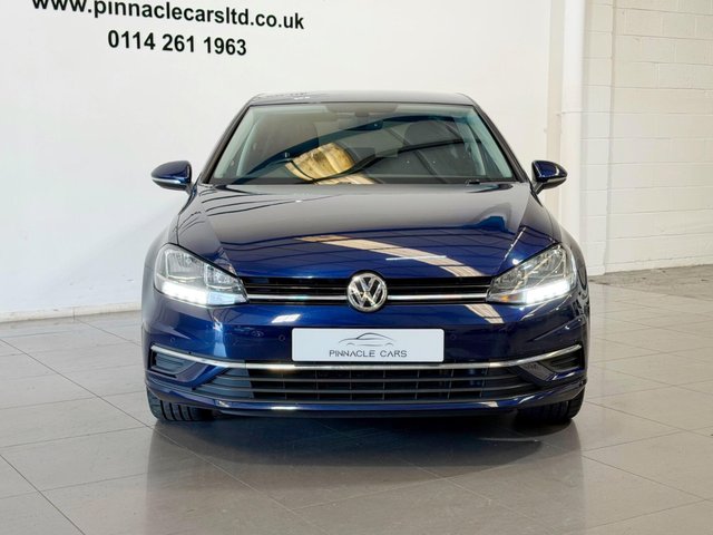 View our VOLKSWAGEN GOLF